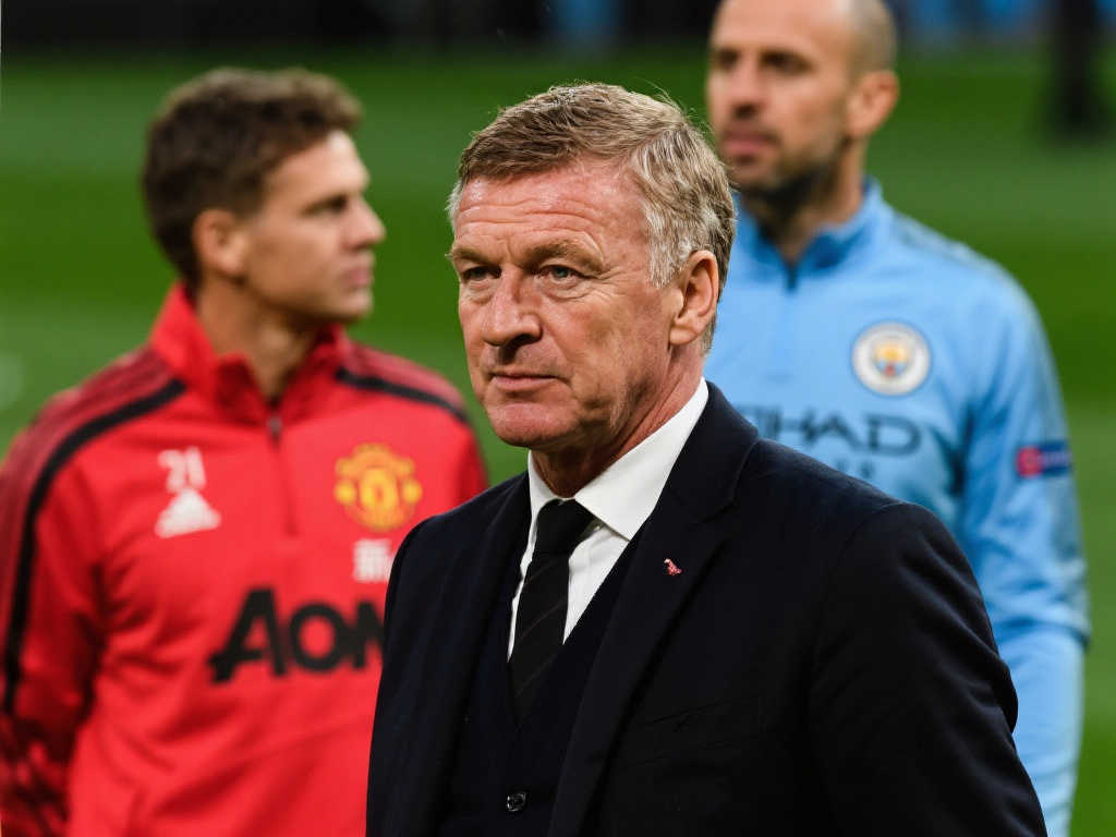 斯洛特初掌利物浦帅印引质疑:这人是谁?红军前景堪忧! 斯洛特初掌利物浦帅印引质疑:这人是谁?红军前景堪忧!